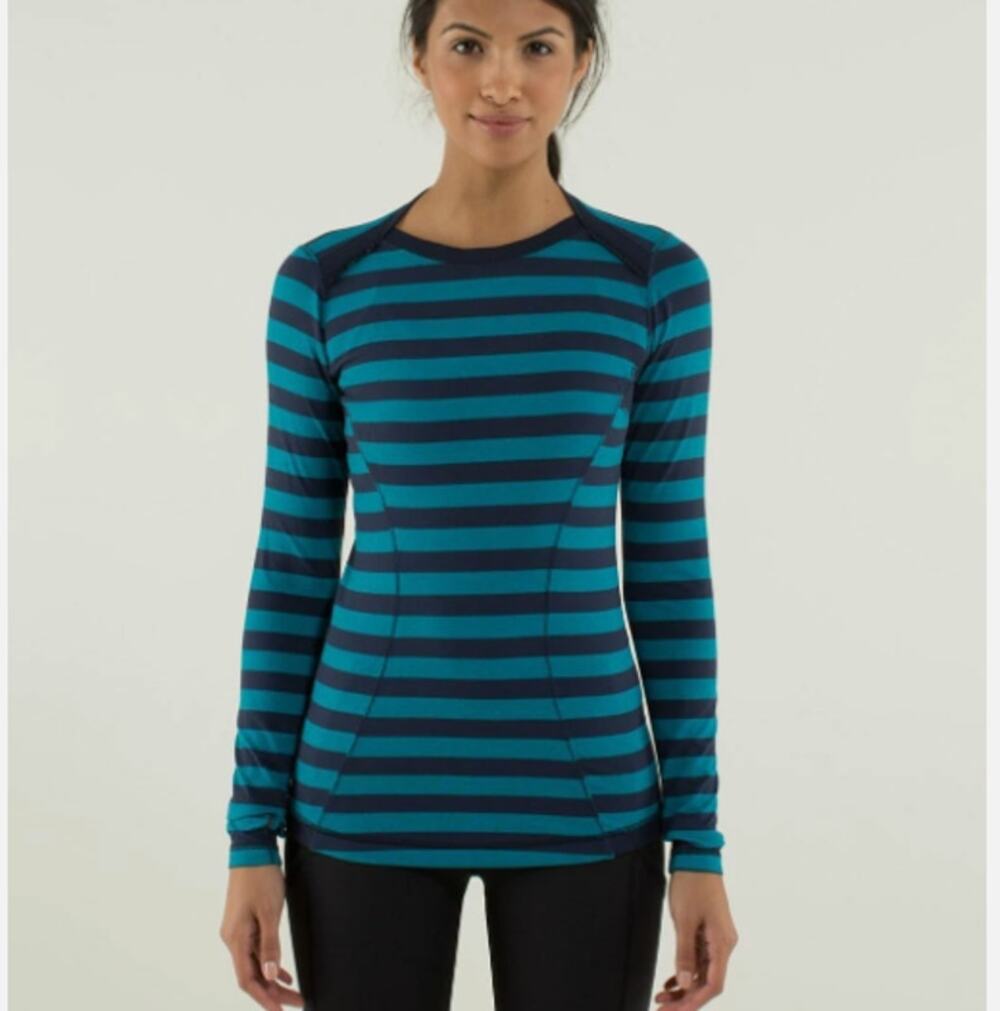 Lululemon Sz 6 Base Runner Long Sleeve Micro Stripe Surge Inkwell